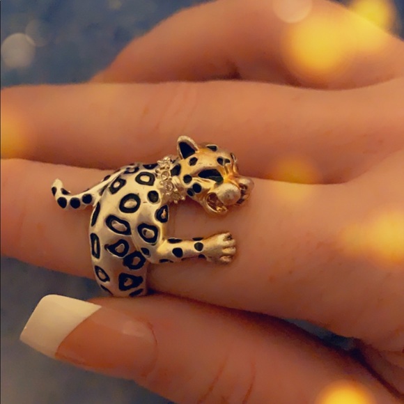 NEW 🐆 Crystal Collar Hugging Pet Leopard Ritzy Boutique Ring various sizes - Picture 3 of 16